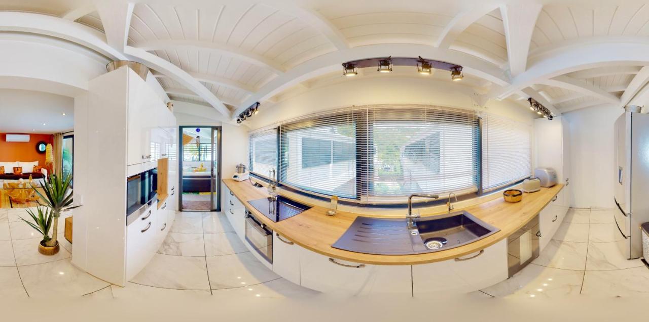 Marina, Spa & Sun - 2 Bedrooms - Luxury Apartment Anse Marcel Экстерьер фото